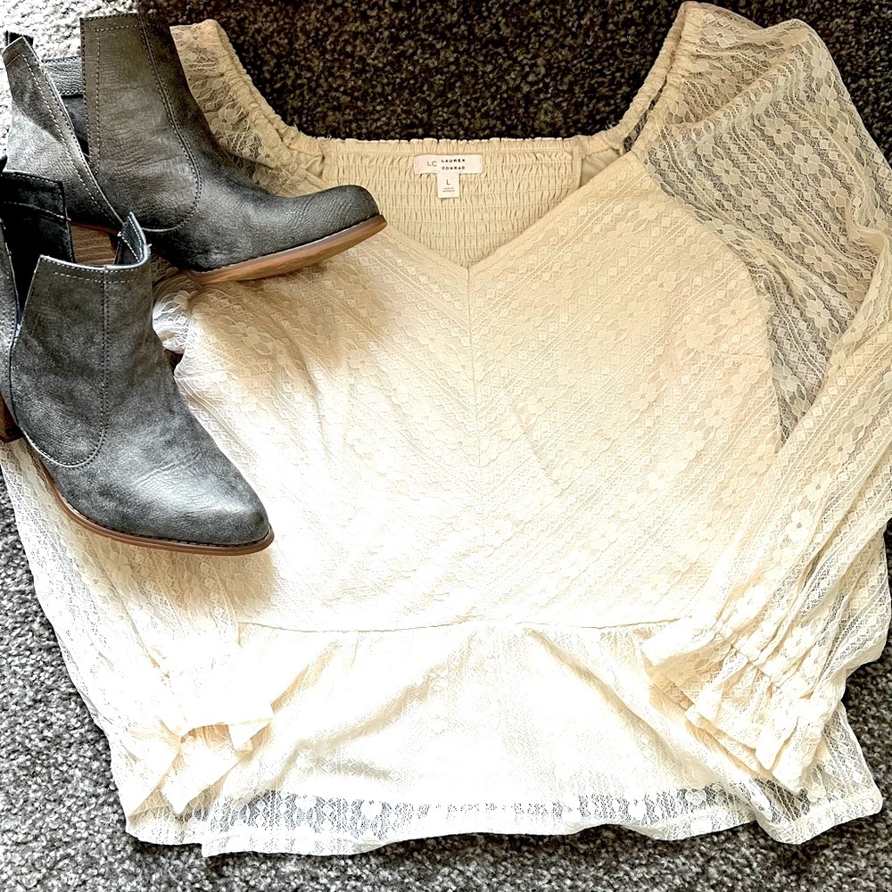 Like New Boho Lace Top